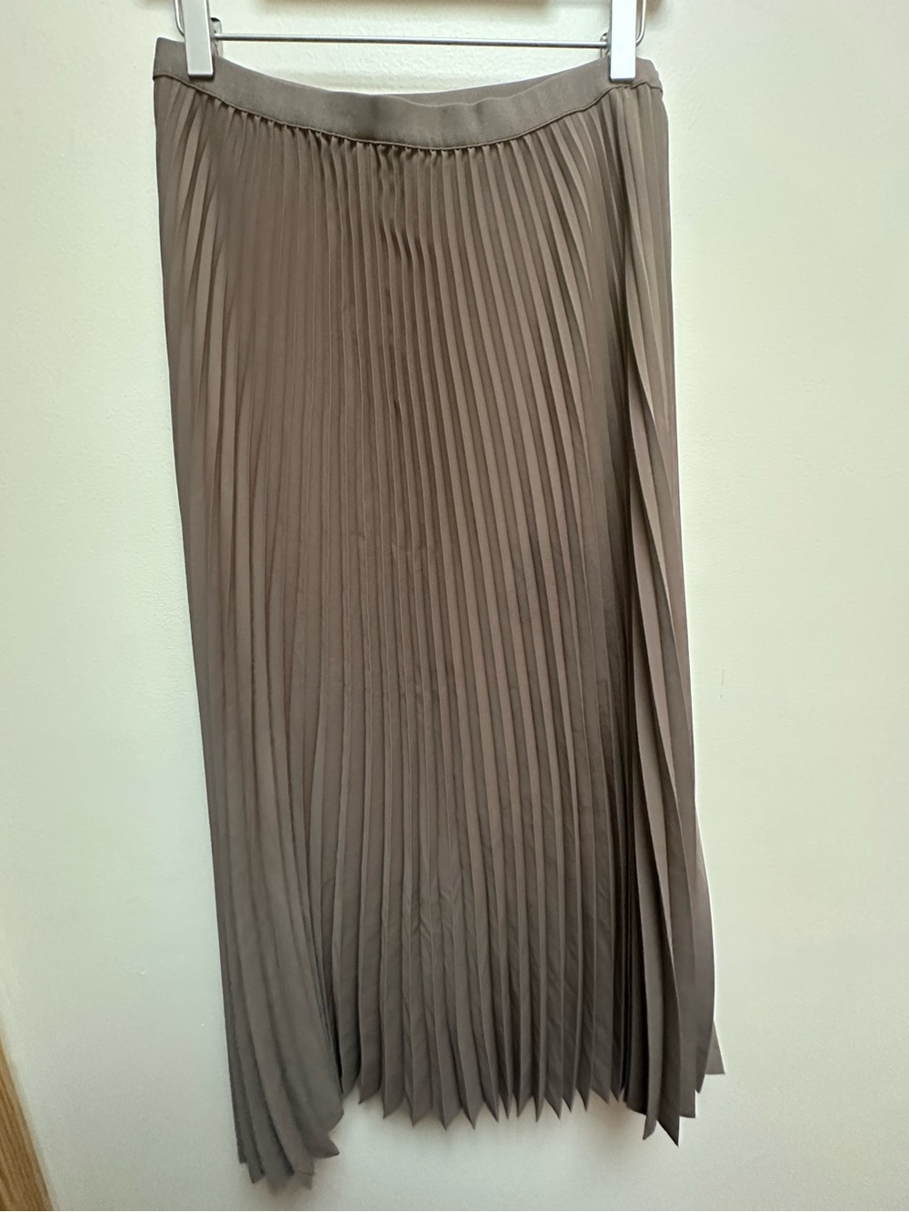 Babaton Ladder Skirt - Picture 3 of 3